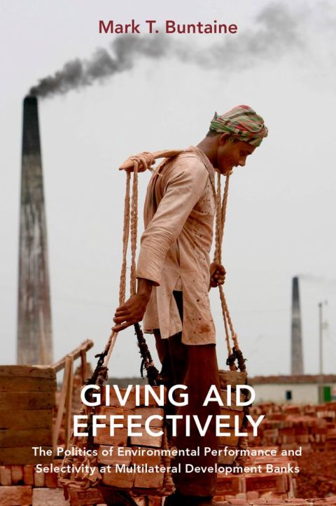 Cover image for book Giving Aid Effectively