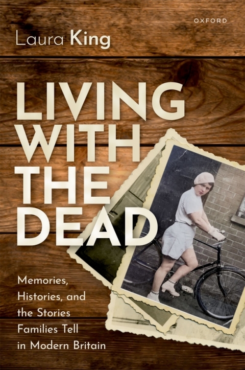 Cover image for book Living with the Dead