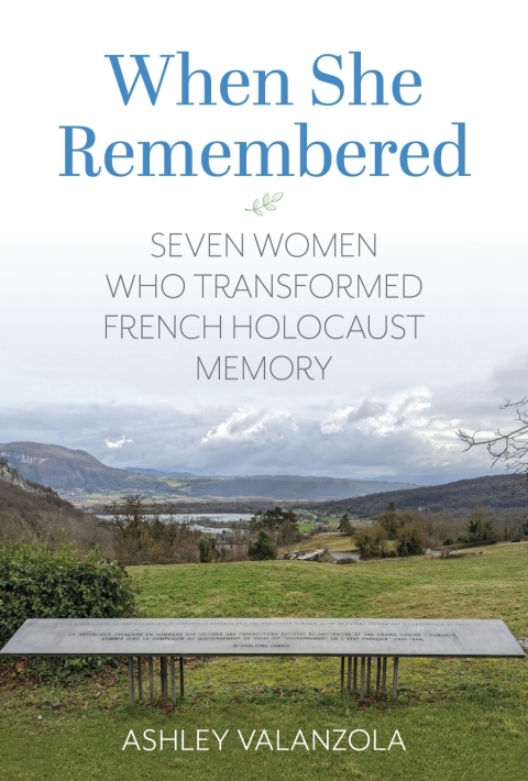 Cover image for book When She Remembered