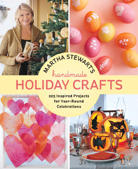 Cover image for book Martha Stewart's Handmade Holiday Crafts