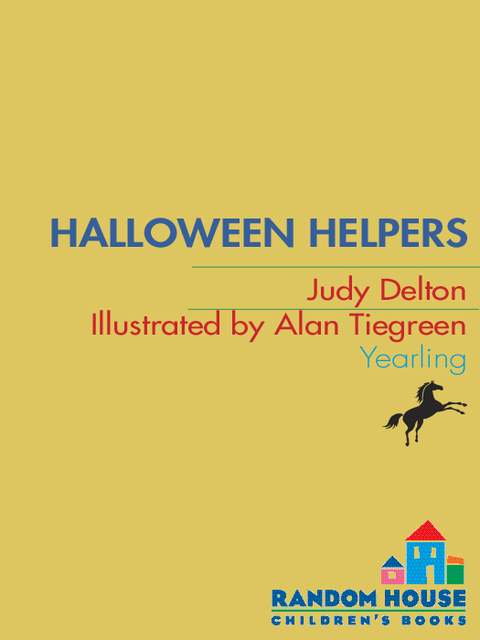 Cover image for book Pee Wee Scouts: Halloween Helpers
