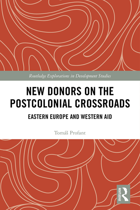 Cover image for book New Donors on the Postcolonial Crossroads