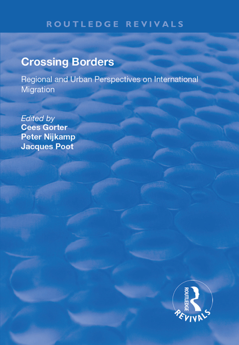 Cover image for book Crossing Borders