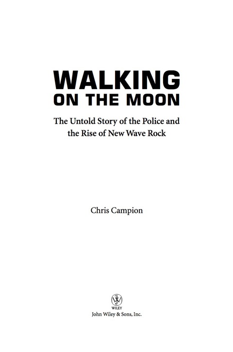Cover image for book Walking on the Moon