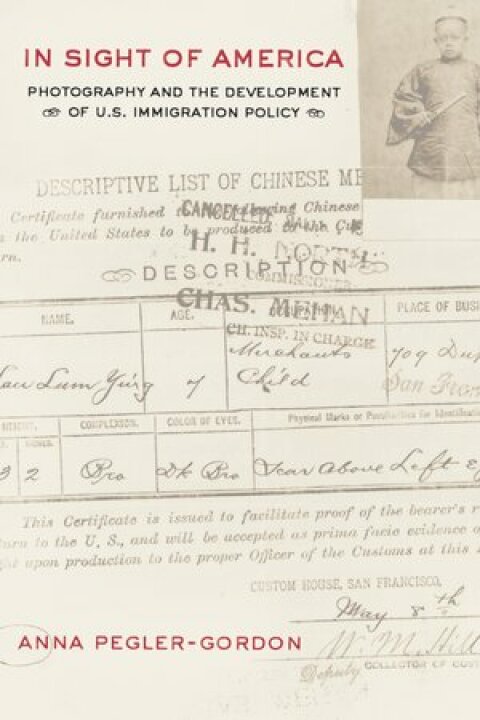Cover image for book In Sight of America