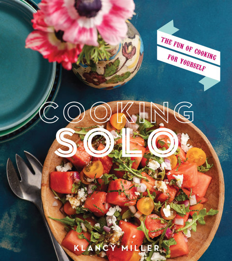 Cover image for book Cooking Solo