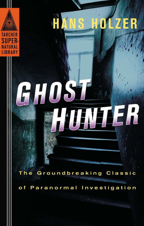 Cover image for book Ghost Hunter