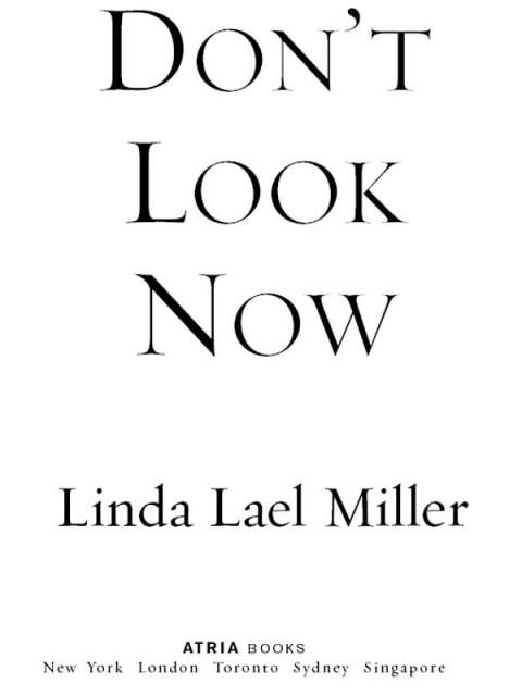 Cover image for book Don't Look Now