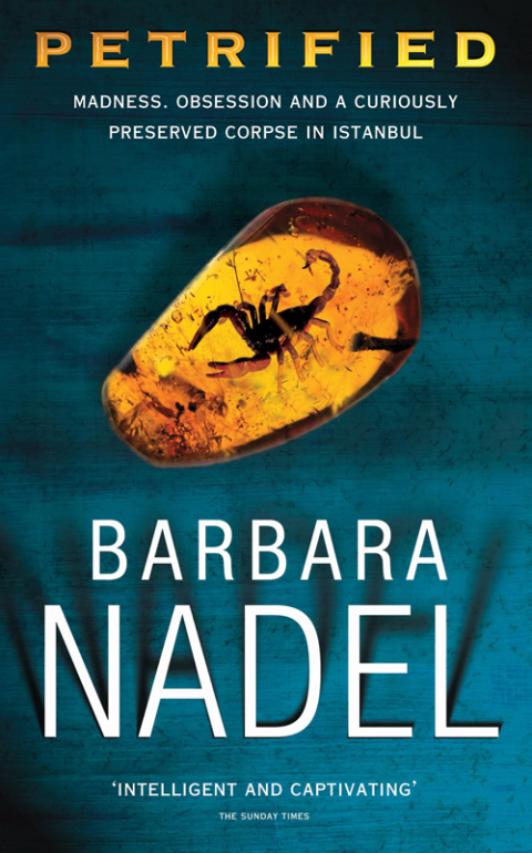 Cover image for book Petrified (Inspector Ikmen Mystery 6)
