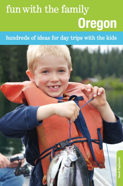 Cover image for book Fun with the Family Oregon