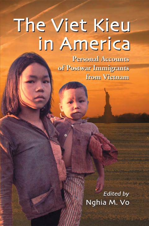 Cover image for book The Viet Kieu in America: Personal Accounts of Postwar Immigrants from Vietnam