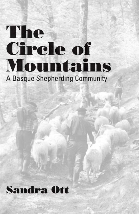 Cover image for book The Circle of Mountains