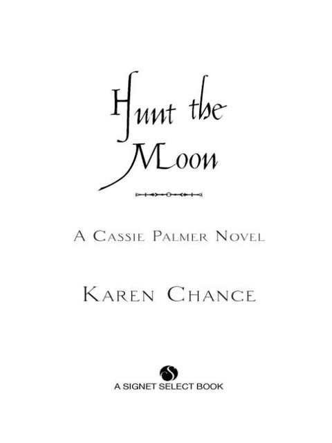 Cover image for book Hunt the Moon