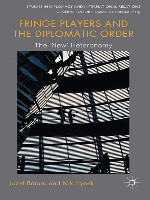 Cover image for book Fringe Players and the Diplomatic Order