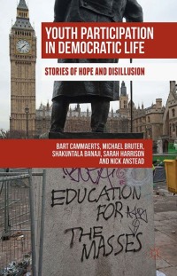 Cover image: Youth Participation in Democratic Life 9781137540201