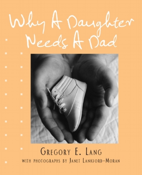 Cover image for book Why a Daughter Needs a Dad (Miniature Edition)