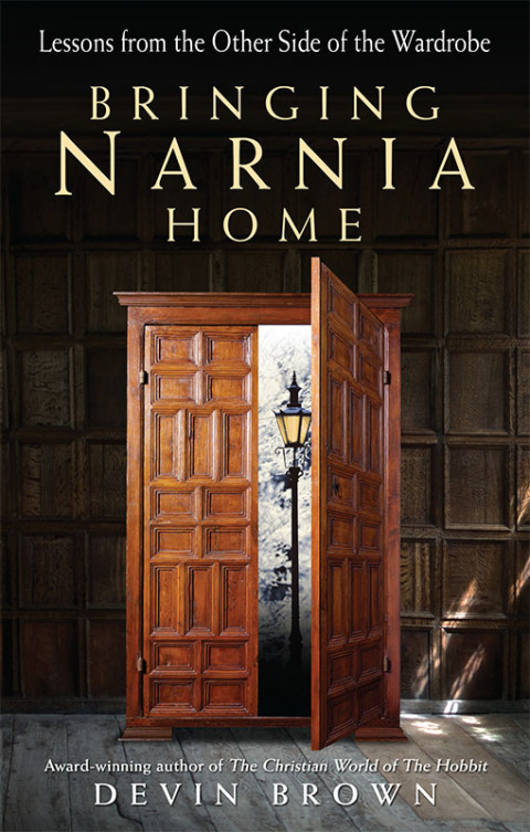 Cover image for book Bringing Narnia Home