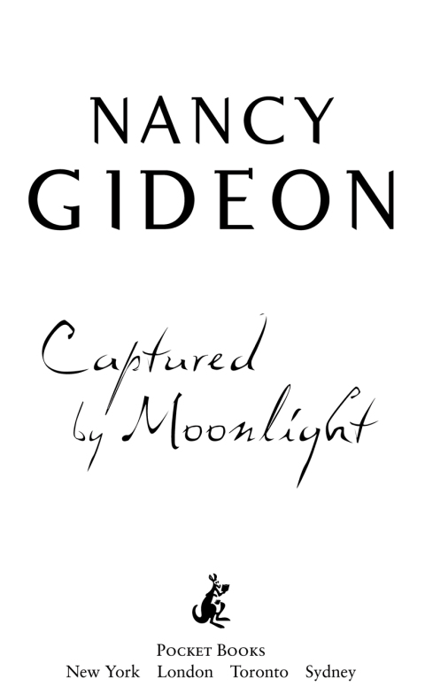 Cover image for book Captured by Moonlight