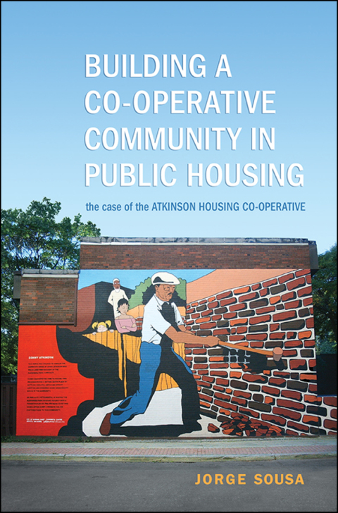 Cover image for book Building a Co-operative Community in Public Housing