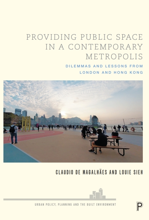 Cover image for book Providing Public Space in a Contemporary Metropolis