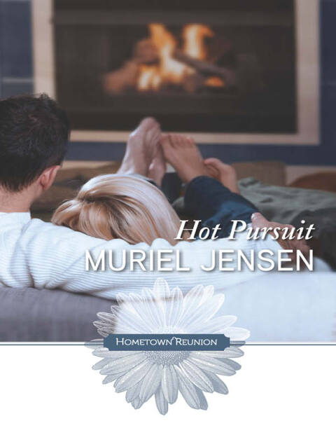 Cover image for book HOT PURSUIT