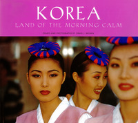 صورة الغلاف: Korea: Land of Morning Calm 9780794603489