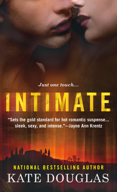 Cover image for book Intimate