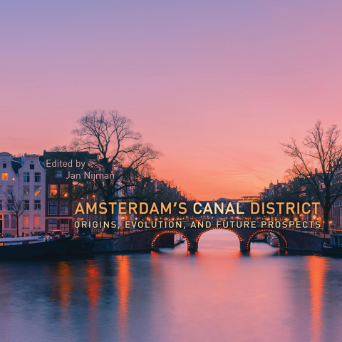 Cover image for book Amsterdam’s Canal District