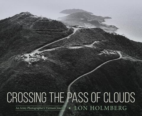 Cover image for book Crossing the Pass of Clouds