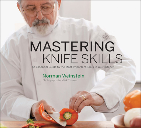 Cover image for book Mastering Knife Skills