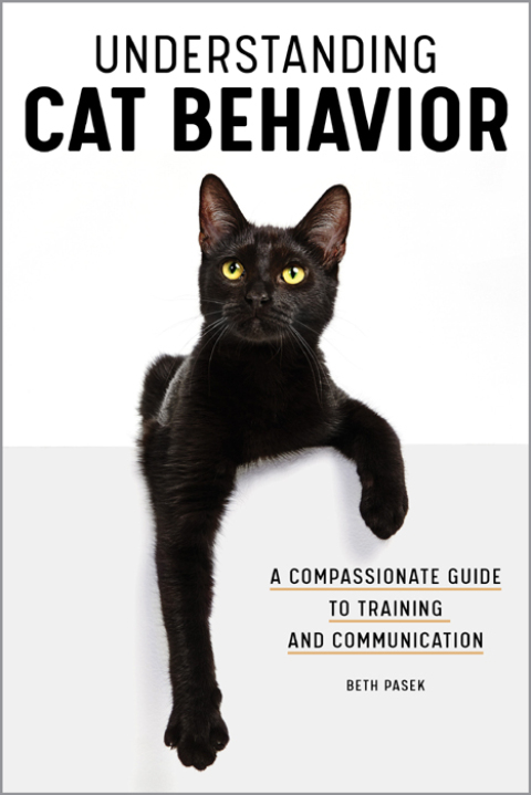 Cover image for book Understanding Cat Behavior