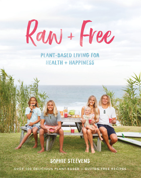 Cover image for book Raw & Free