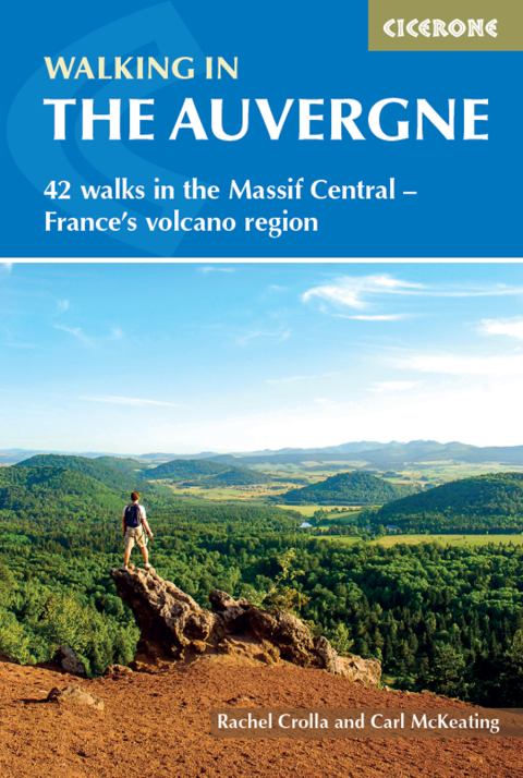 Cover image for book Walking in the Auvergne