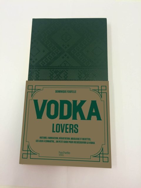 Cover image for book Vodka lovers