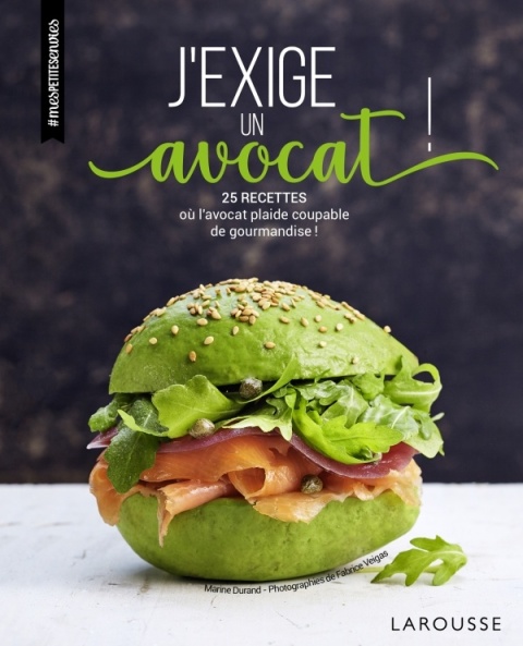 Cover image for book J'exige un avocat !