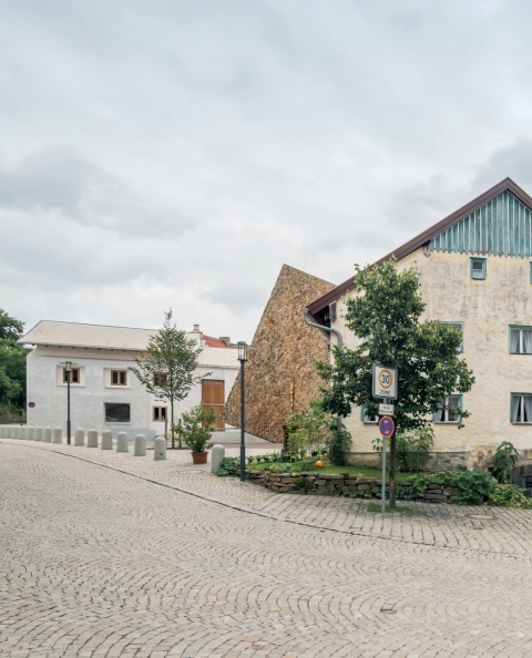 Cover image for book Mitten in Bayern / In the Midst of Bavaria