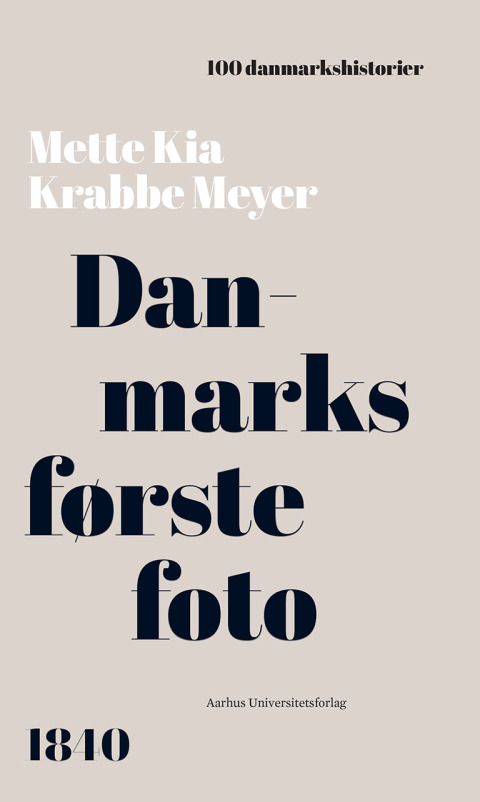 Cover image for book Danmarks første foto