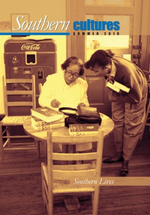 Cover image for book Southern Cultures: Southern Lives Issue